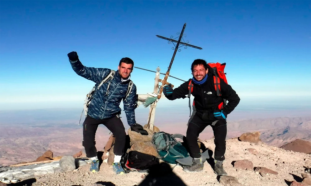 Tour al Volcán Chachani 2D/1N: Aventura de Alta Montaña