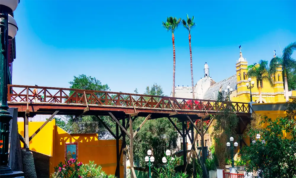 Tour Pachacamac y Barranco