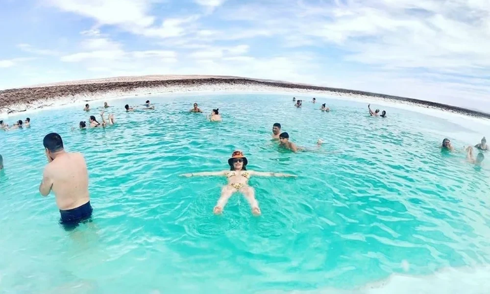 Excursión “Lagunas Escondidas de Baltinache – Belleza Oculta del Desierto”